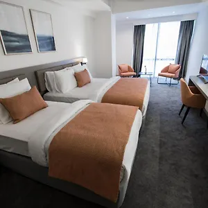 https://dovvhotel.kusadasihotels.org